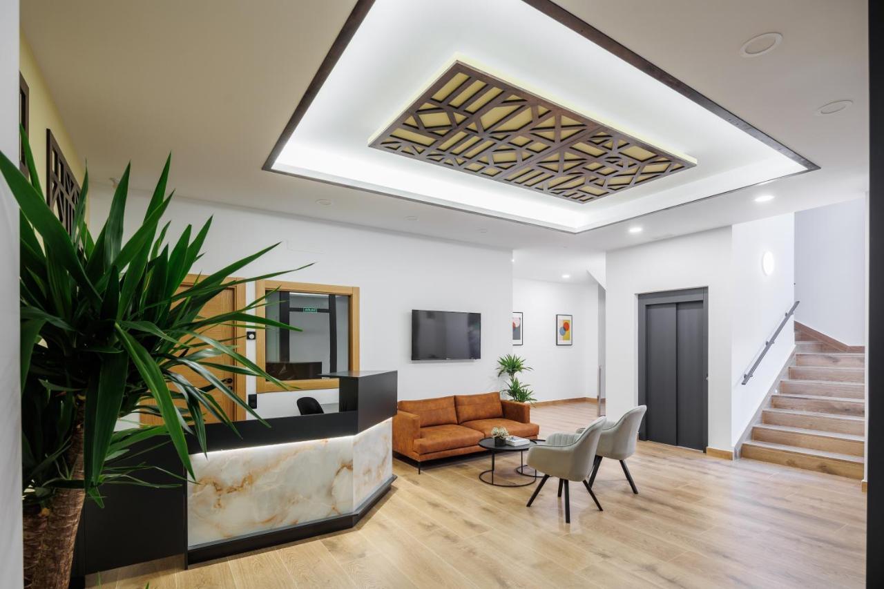 Apartamentos Congreso, Parking Gratuito ログローニョ エクステリア 写真